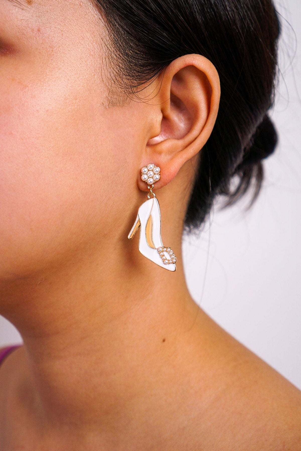 DCD EARRINGS White Stiletto Pearl Earrings
