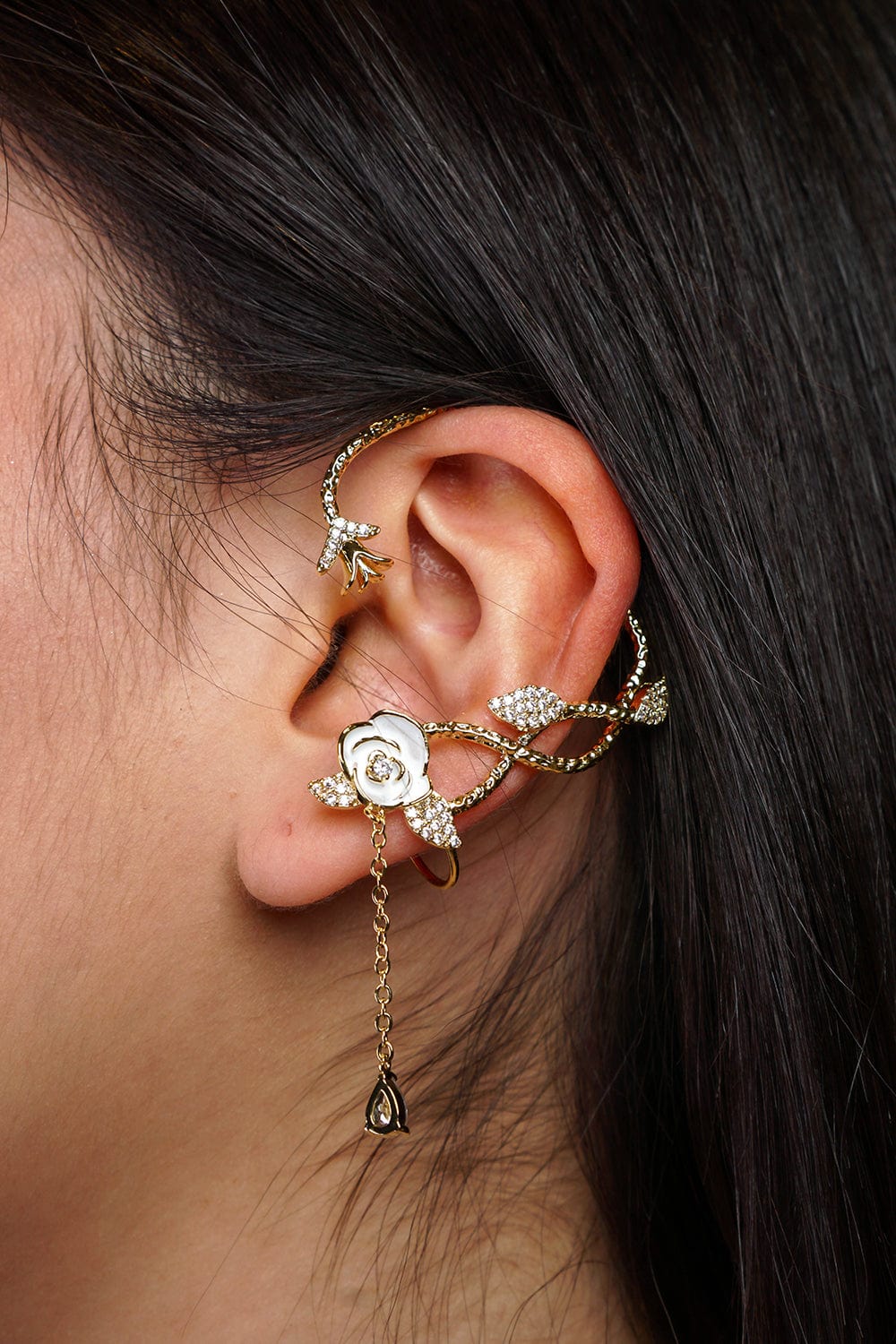 Cuffs Inlaid Zirconium Pearl Flower Ear Cuffs - Chloe Dao