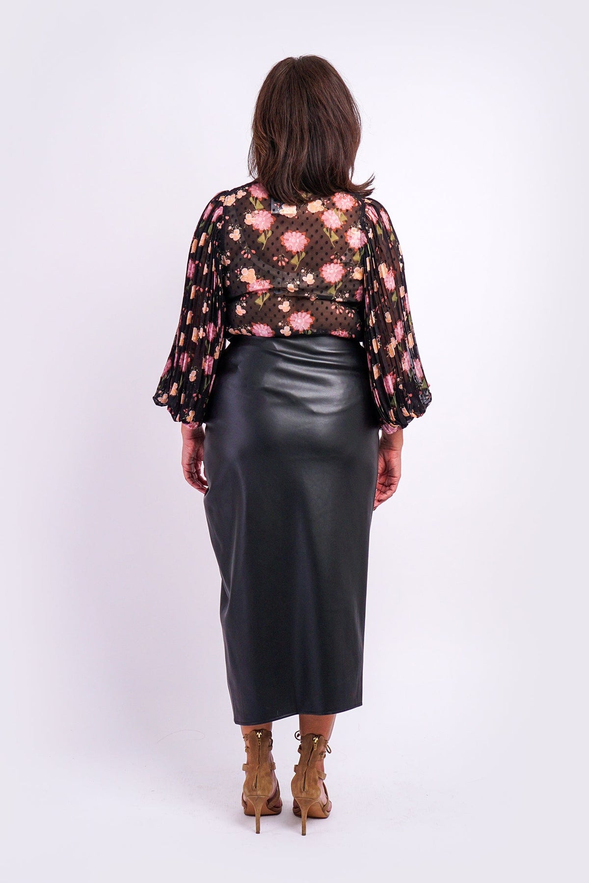 DCD BOTTOMS Black Ruched Slit Front Faux Leather Skirt
