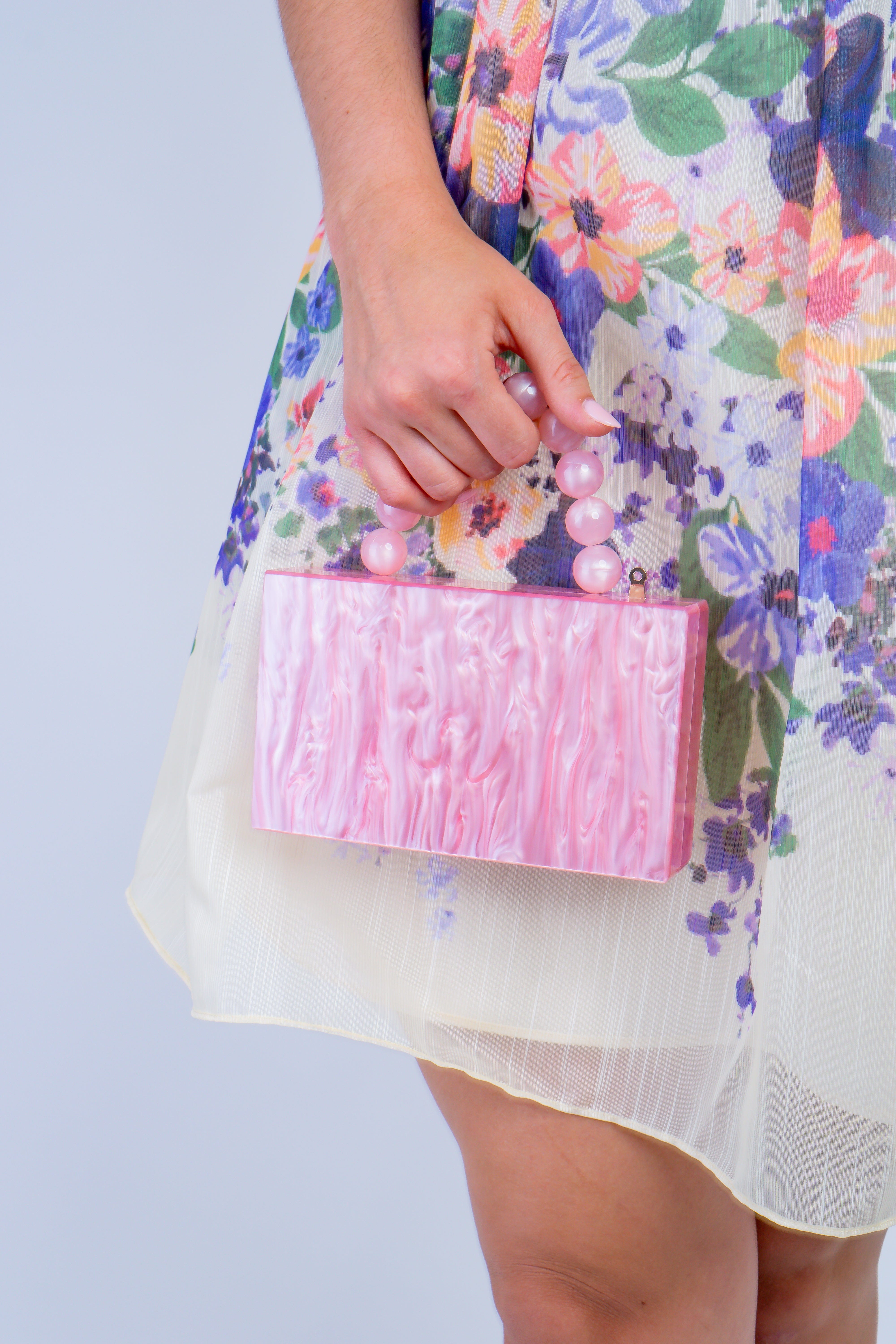 DCD CLUTCHES Light Pink Bead Handle Acrylic Clutch