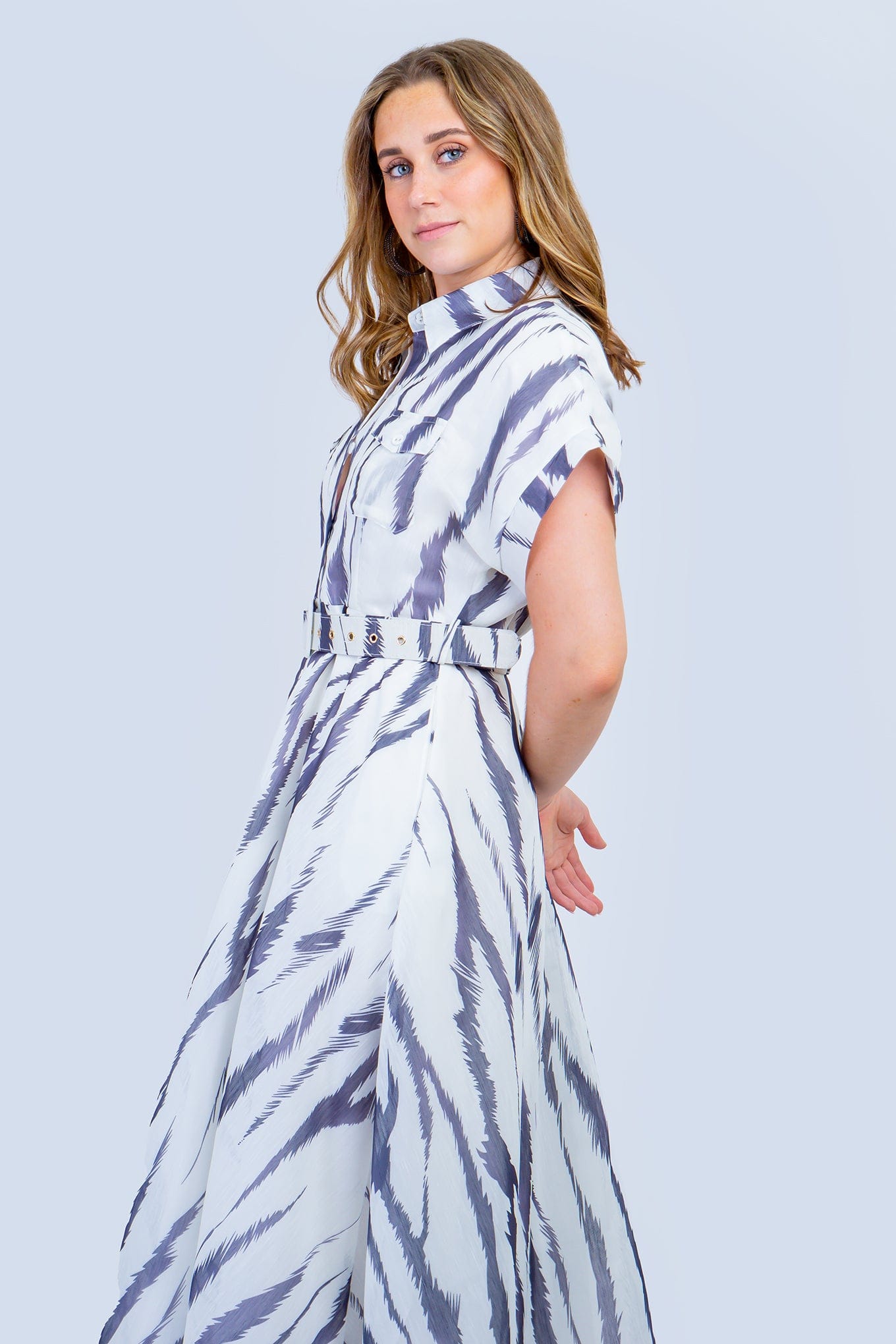 DCD DRESSES Black and White Collared Full Maxi Dress
