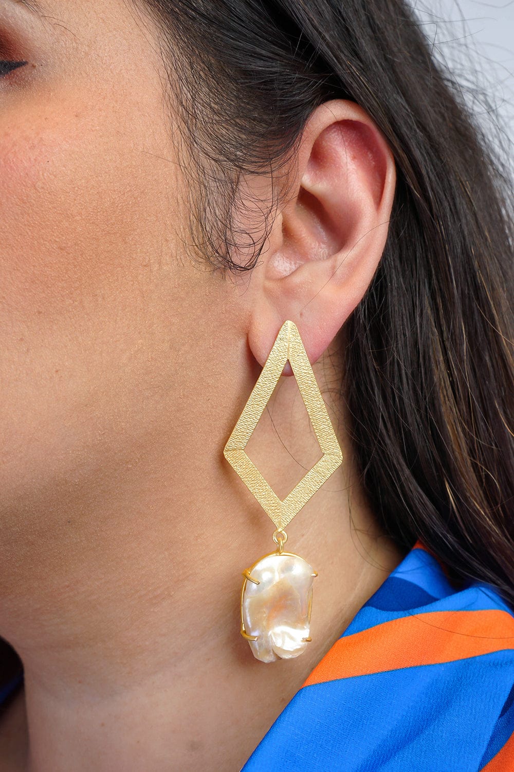 DCD EARRINGS Gold Diamond Natural Freshwater Baroque Pearl Earrings