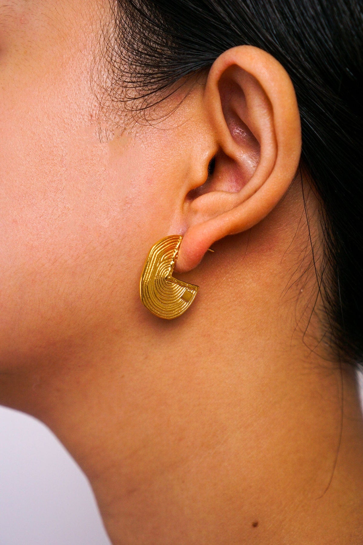 DCD EARRINGS Gold Irregular Texture Earrings