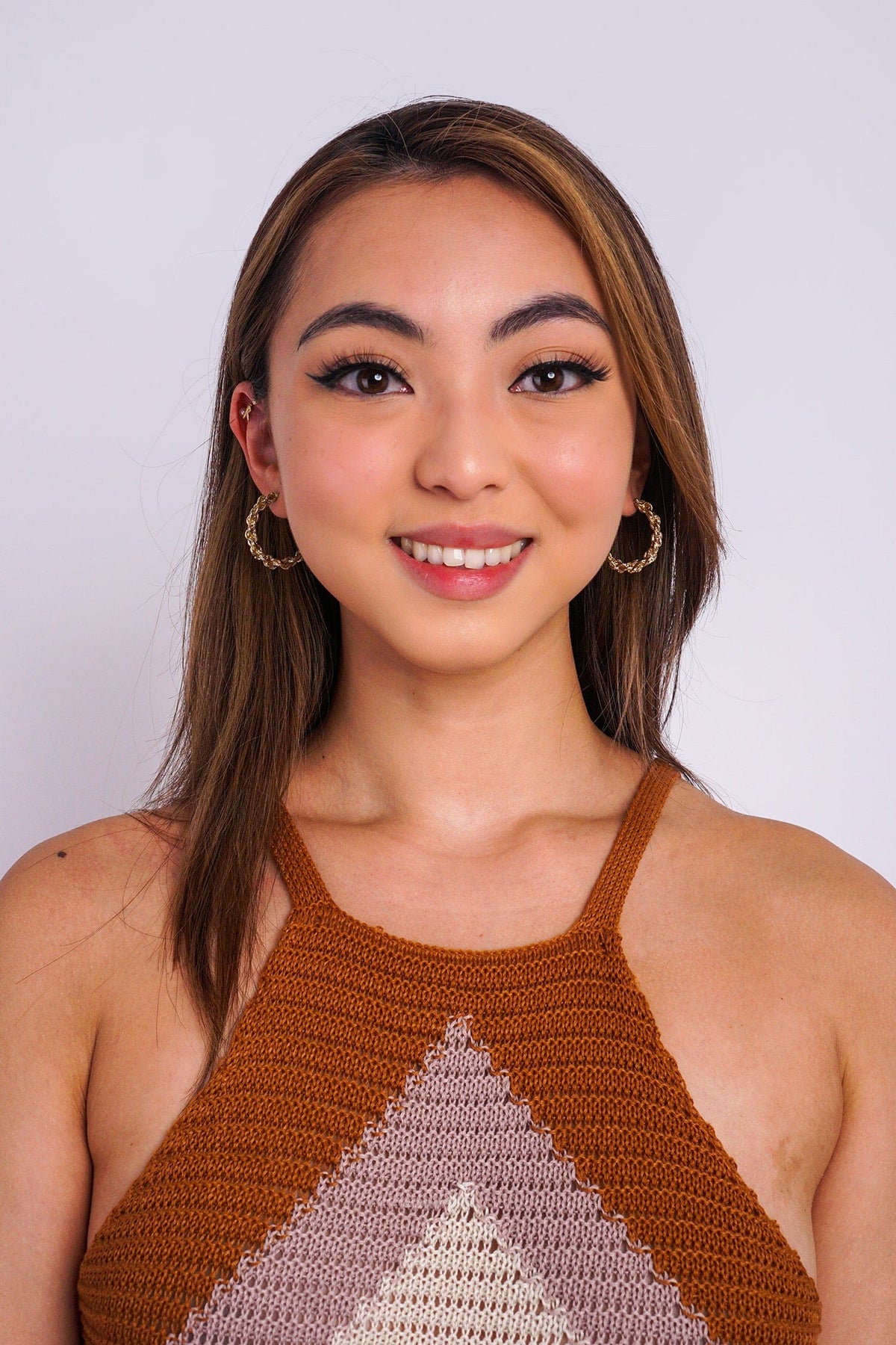 DCD EARRINGS Gold Textured Chain Semi Hoop Earrings