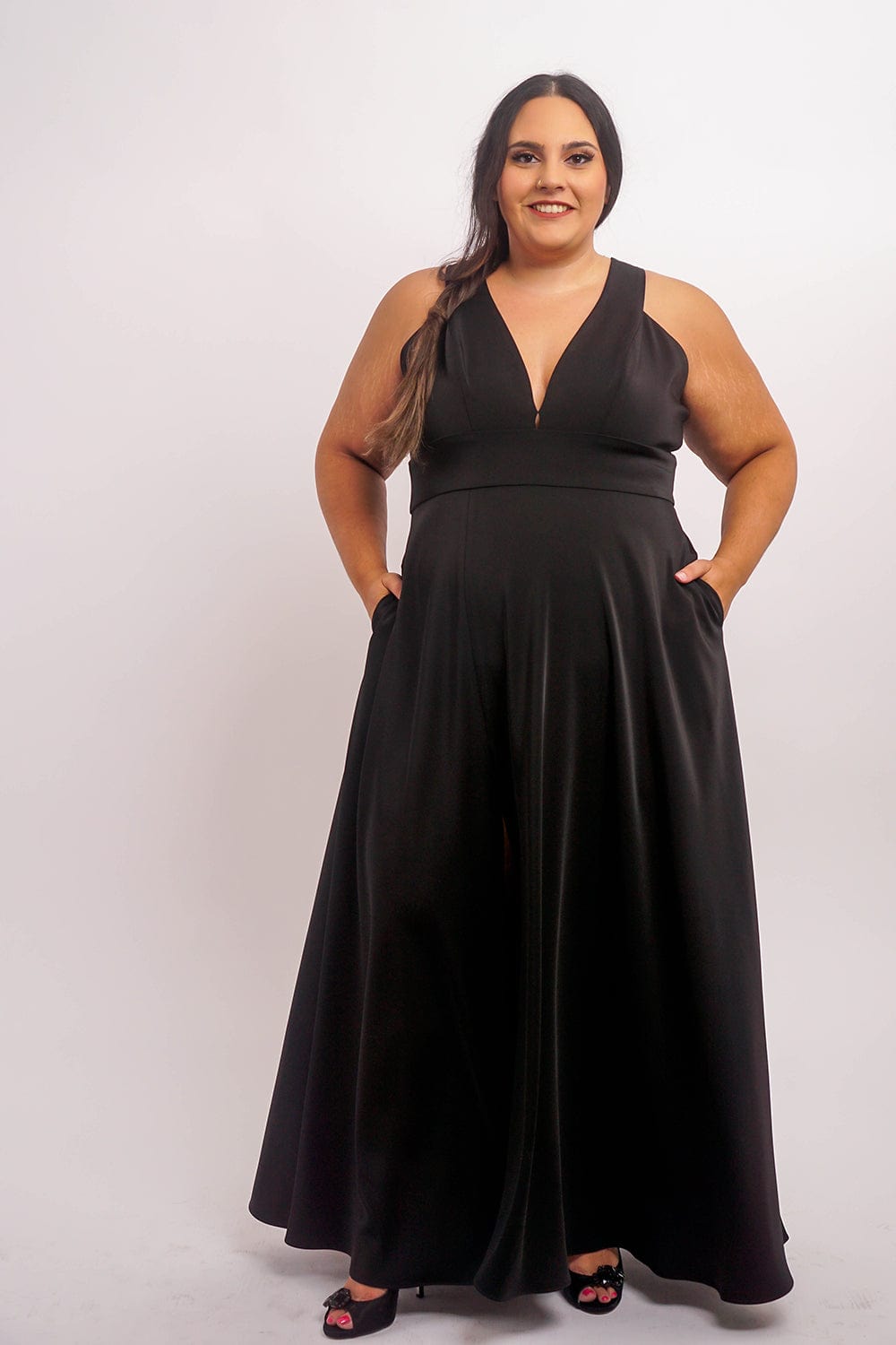 DCD GOWNS Black V Neck Front Slit Soraya Gown