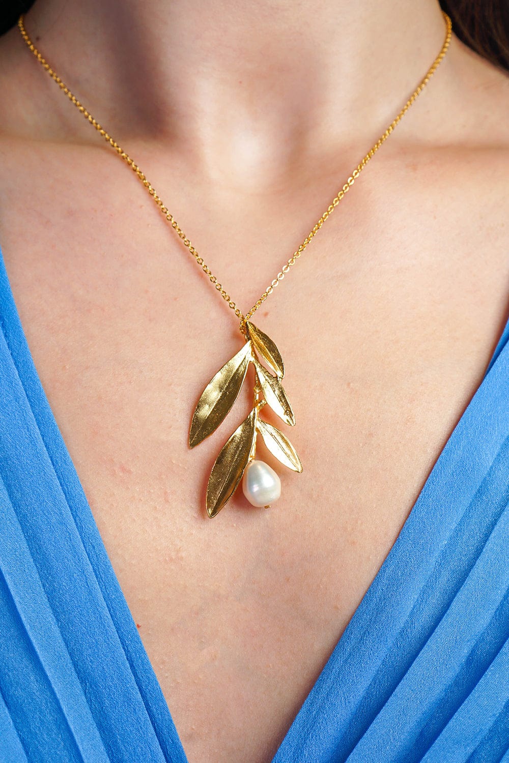 DCD NECKLACES Layered Leaf Drop Gold-plated Necklaces With Pearl