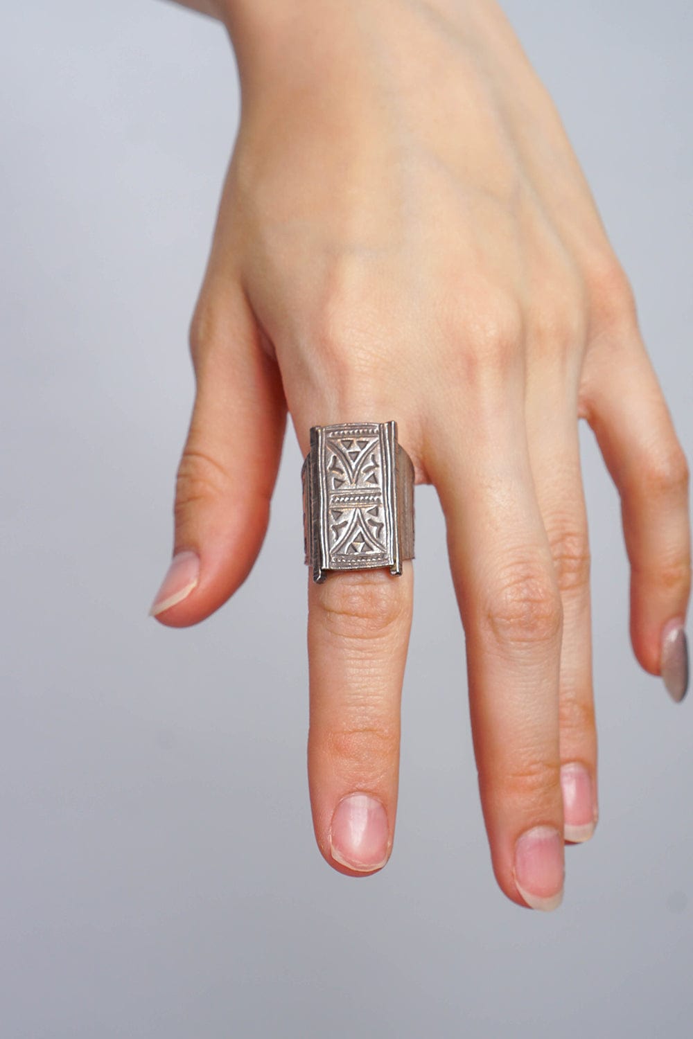 DCD RINGS Silver Etched Shield Ring