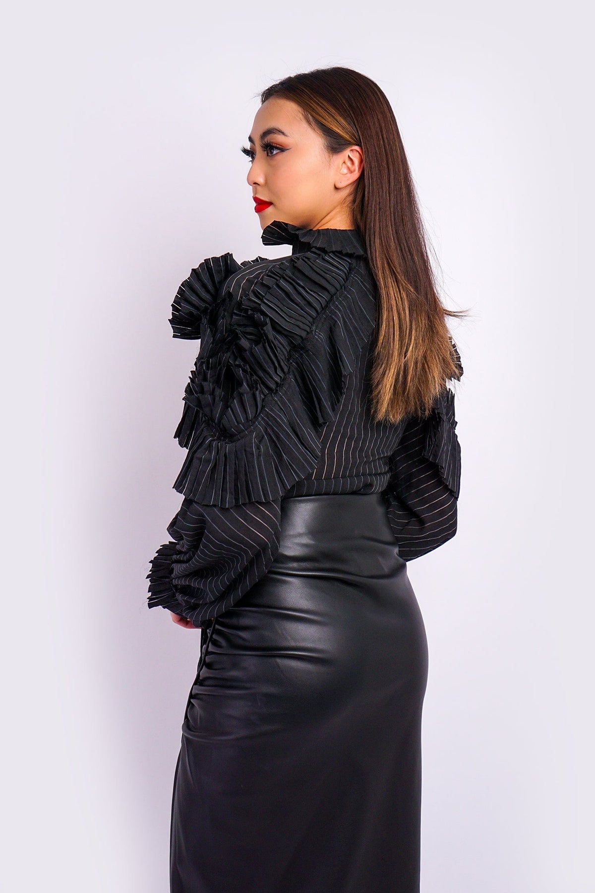 DCD TOPS Ruffle Sleeve Button Up Top