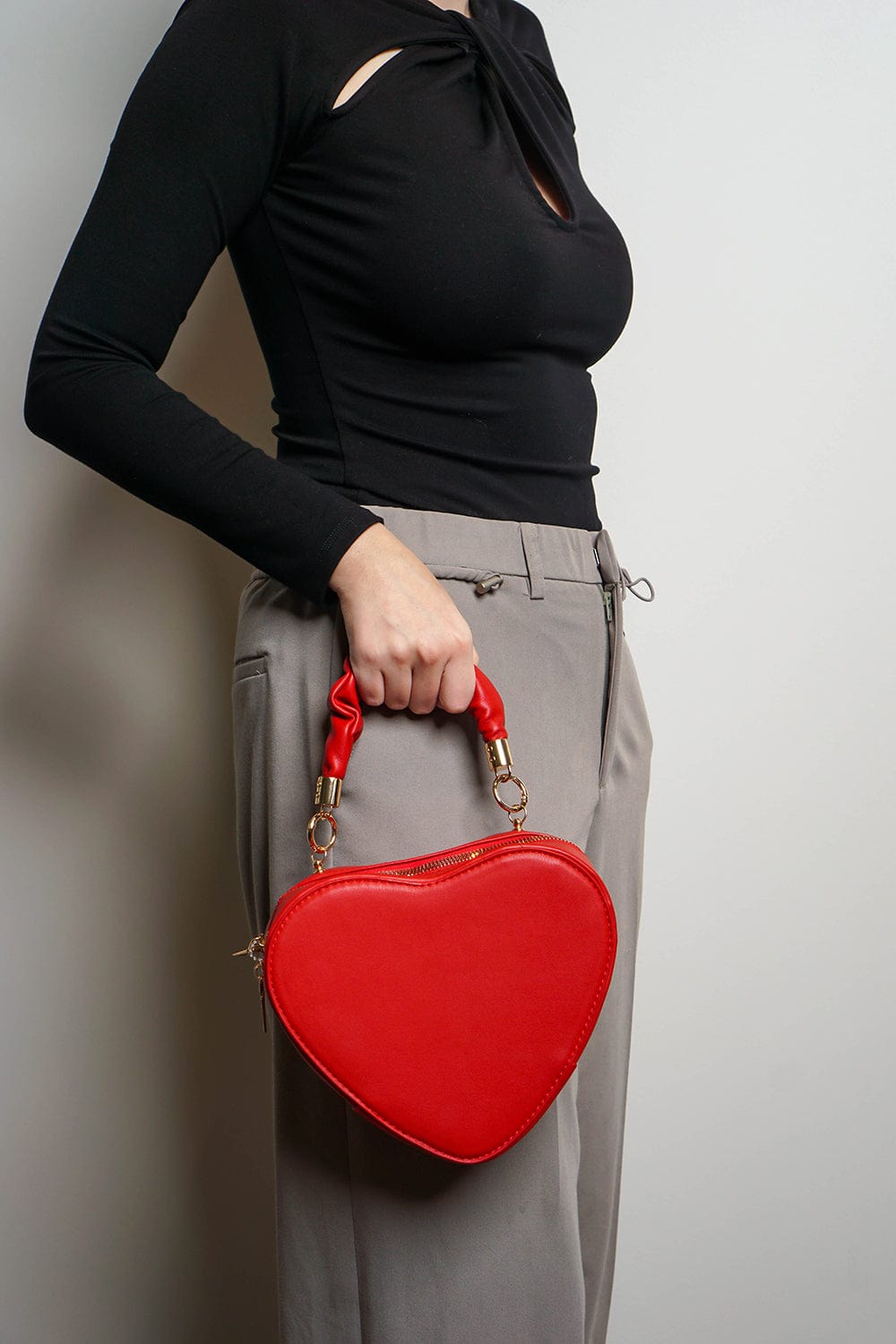 Heart-shaped Shoulder Bag - Black - Ladies