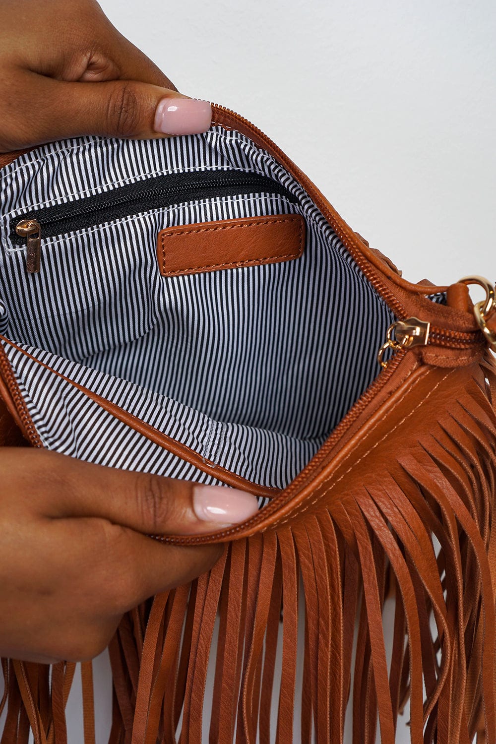 DCD HANDBAGS Tan Pleather Fringe Bag