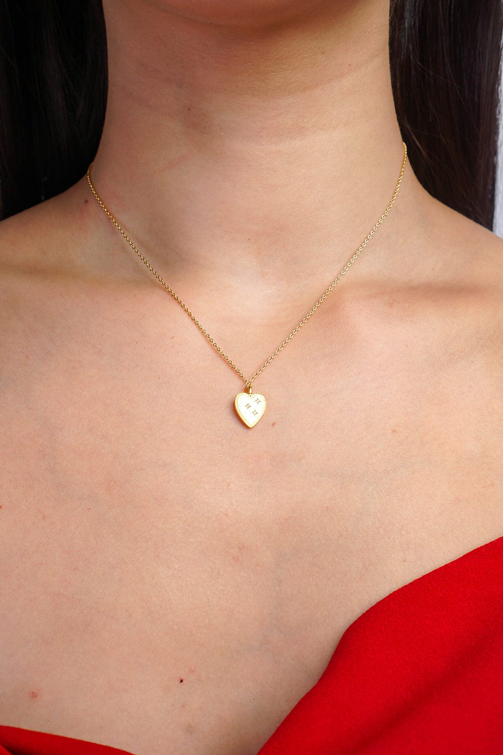NECKLACES Gold Heart Pendant Necklace - Chloe Dao